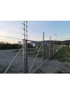 Erősített konzol 12 soros